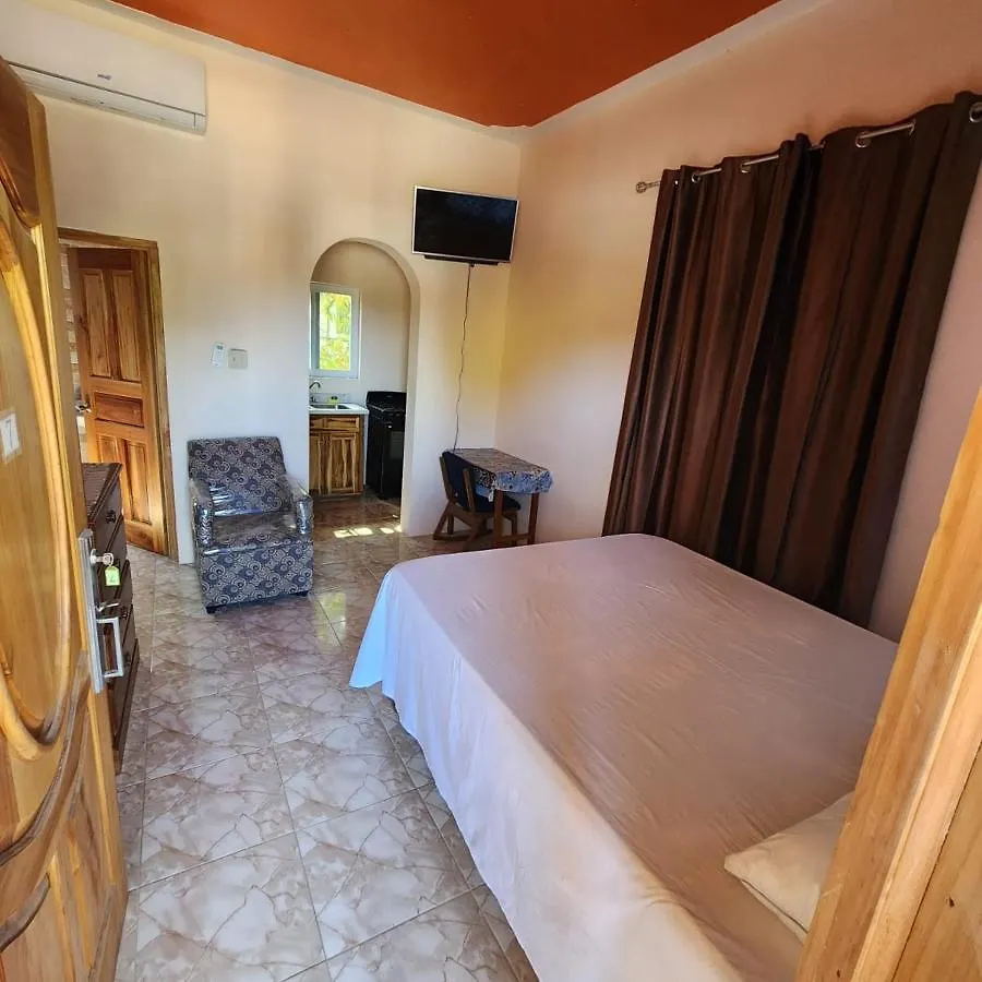 Гостевой дом Panciana Fairview Complex Guesthouse Порт-Антонио Ямайка